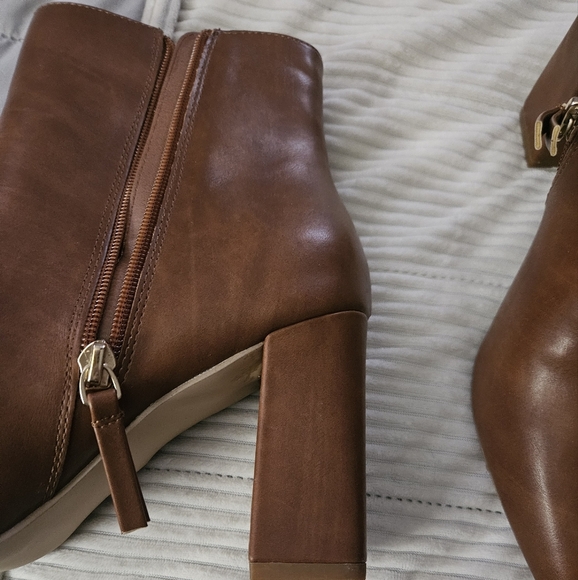 Madden Girl Brown Women's Heeled Boots. Size 10 NWOT - Picture 4 of 8
